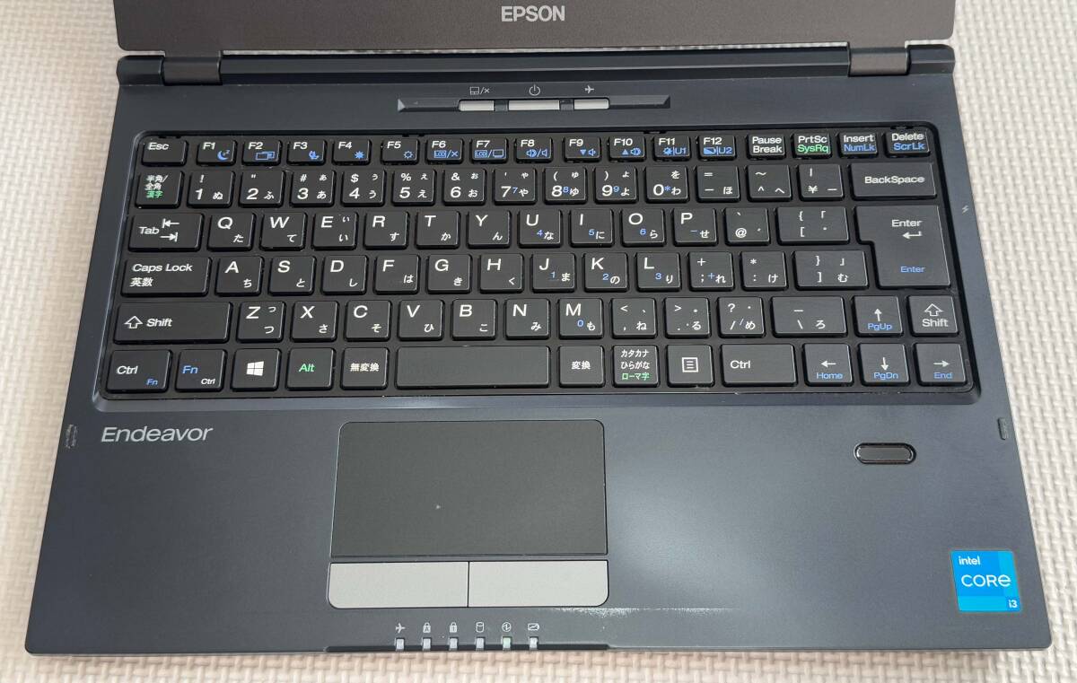 состояние хорошо полный HD 13.3 type EPSON NA521E *. скорость no. 11 поколение Core i3-1115G4 память 8GB NVMe 256GB камера Type-C Windows11 office2019