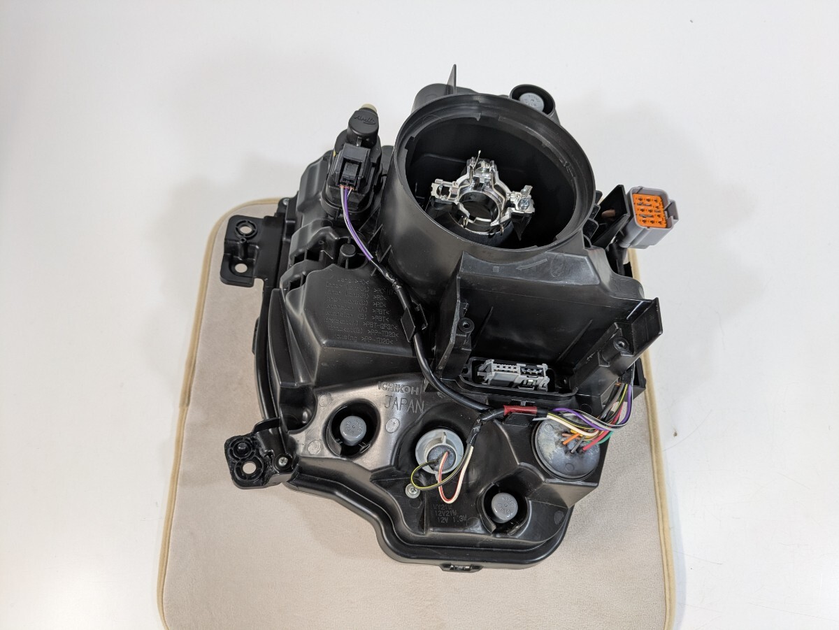 スズキ純正 HE33S アルトラパン/ラパン HID ヘッドライト 右側 ICHIKOH 1915 棚番L-1561_画像8