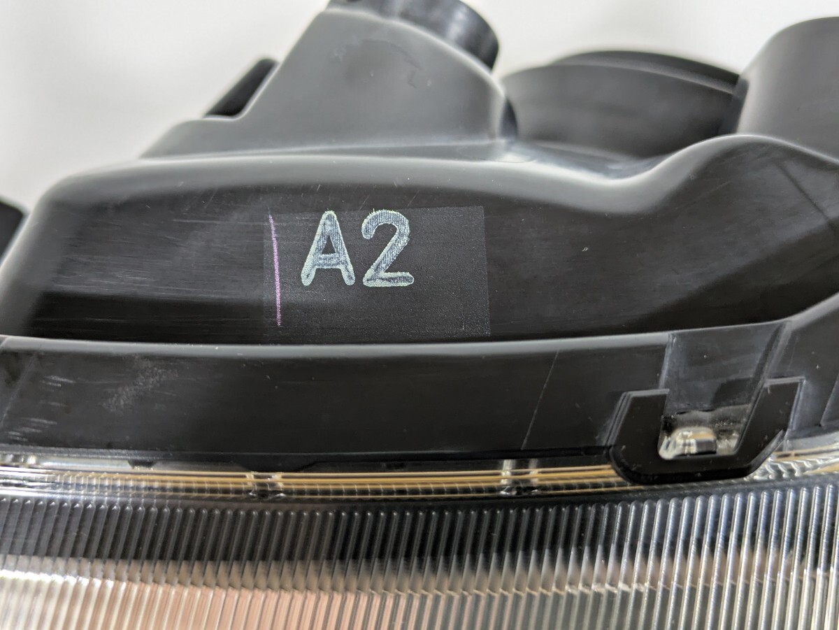 ダイハツ純正 LA700S/LA710S ウェイク/ハイゼットキャディー ハロゲンヘッドライト 左側 STANLEY W3796 81170-B2640 刻印A2 棚番LH-1605_画像9
