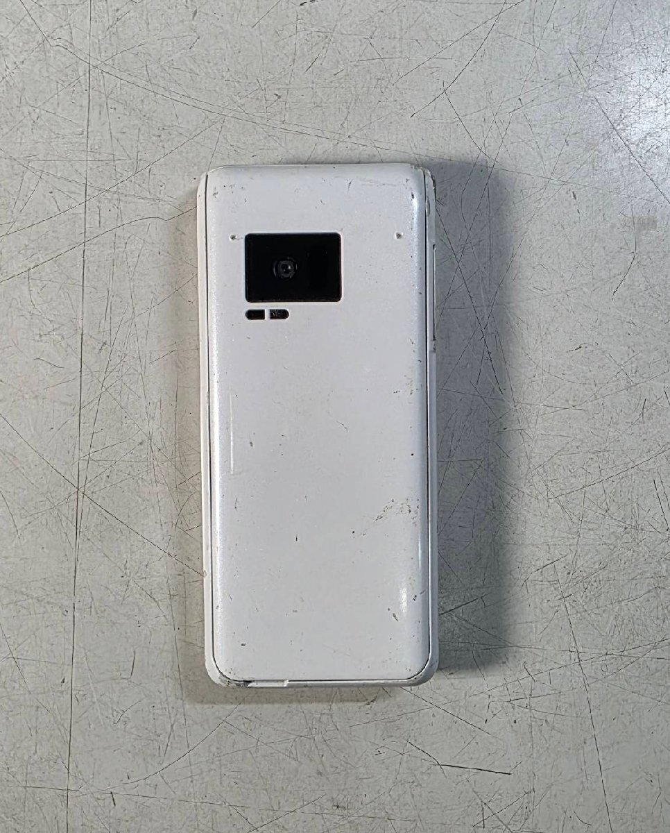 KN5676 【中古品】docomo ドコモ P-01J ケータイ Panasonic_画像3