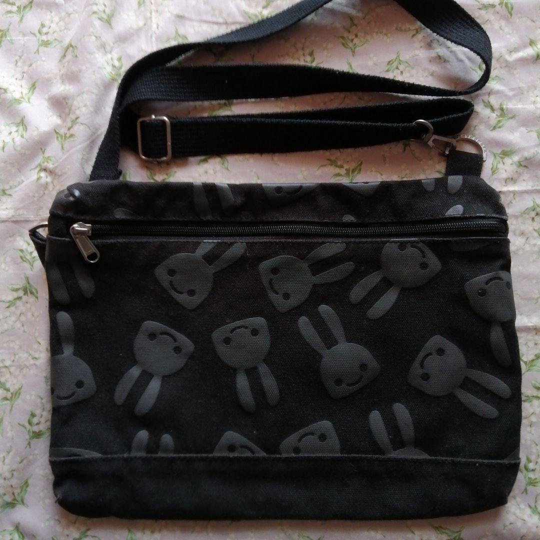 CUNE キューン 発泡プリント サコッシュ 黒_画像1