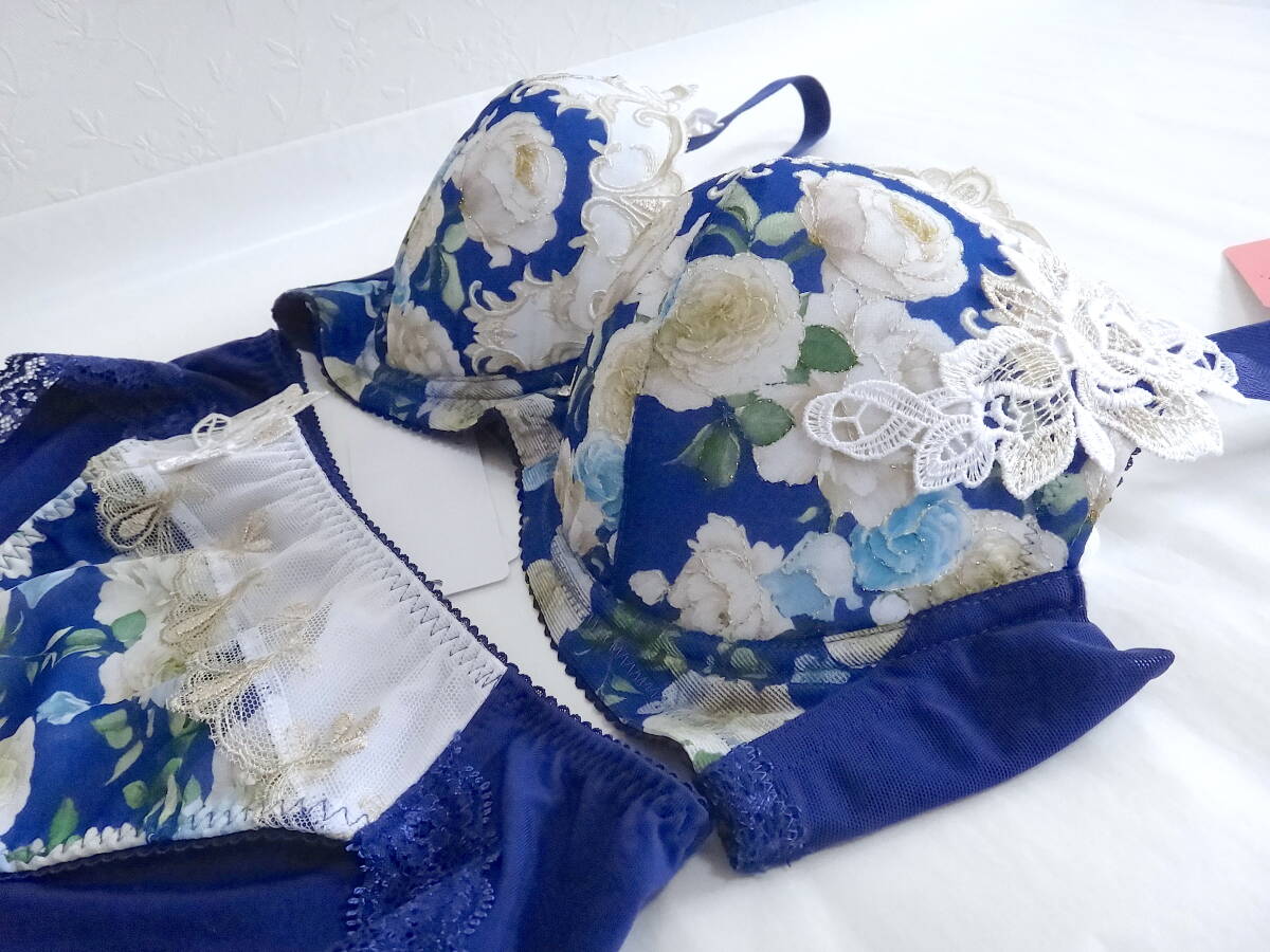 【送料込】ワコール ルジェ ブラD75&ショーツL 青白薔薇ゴールドラメスワロラヴィジュールパルファージュサルートトレフルラゼPJトリンプ_画像2