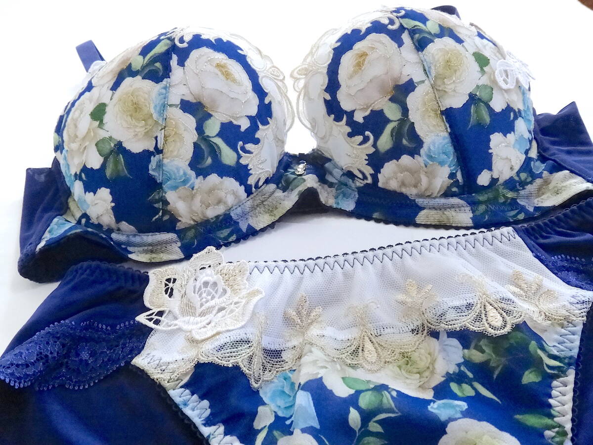 【送料込】ワコール ルジェ ブラD75&ショーツL 青白薔薇ゴールドラメスワロラヴィジュールパルファージュサルートトレフルラゼPJトリンプ_画像3