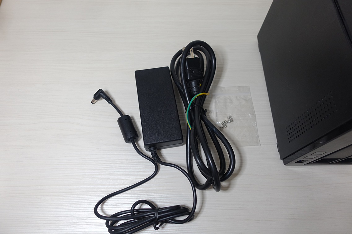 QNAP TS-251+ память 8G больше чуть более settled, HDD нет