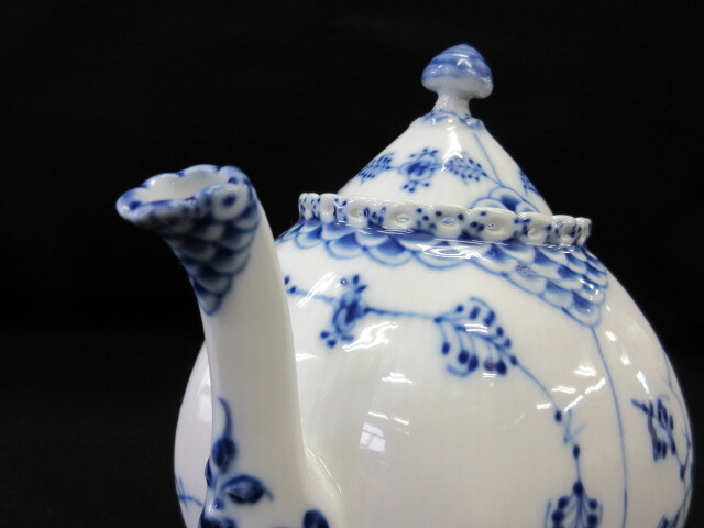 ロイヤルコペンハーゲン　ブルーフルーテッド フルレース　ティーポット_画像4