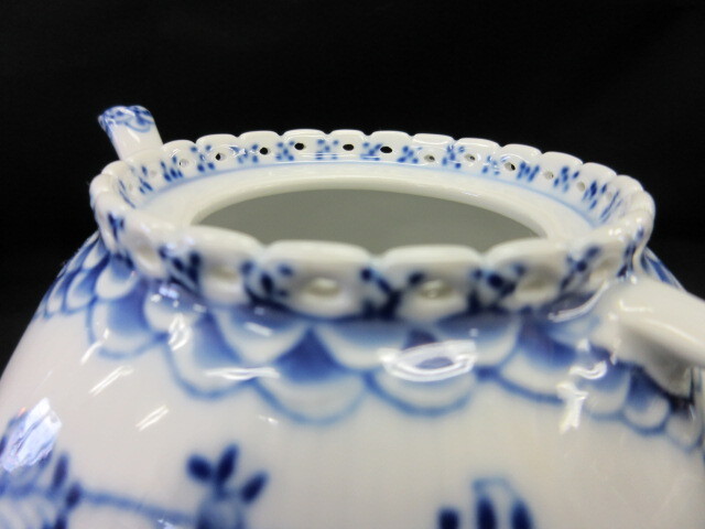 ロイヤルコペンハーゲン　ブルーフルーテッド フルレース　ティーポット_画像6