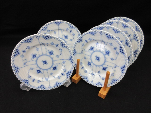 ロイヤルコペンハーゲン　ブルーフルーテッド フルレース　17センチ　プレート6枚セット_画像1