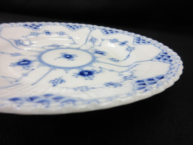 ロイヤルコペンハーゲン　ブルーフルーテッド フルレース　17センチ　プレート6枚セット_画像5
