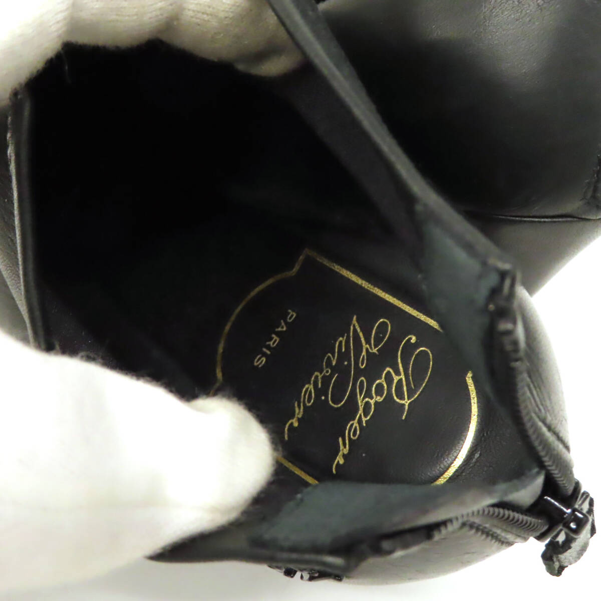 28037 Roger Vivier ロジェヴィヴィエ アンクルブーツ ブーティー ショートブーツ パンプス レザー バックジップ size36.5 黒 イタリア製_画像7