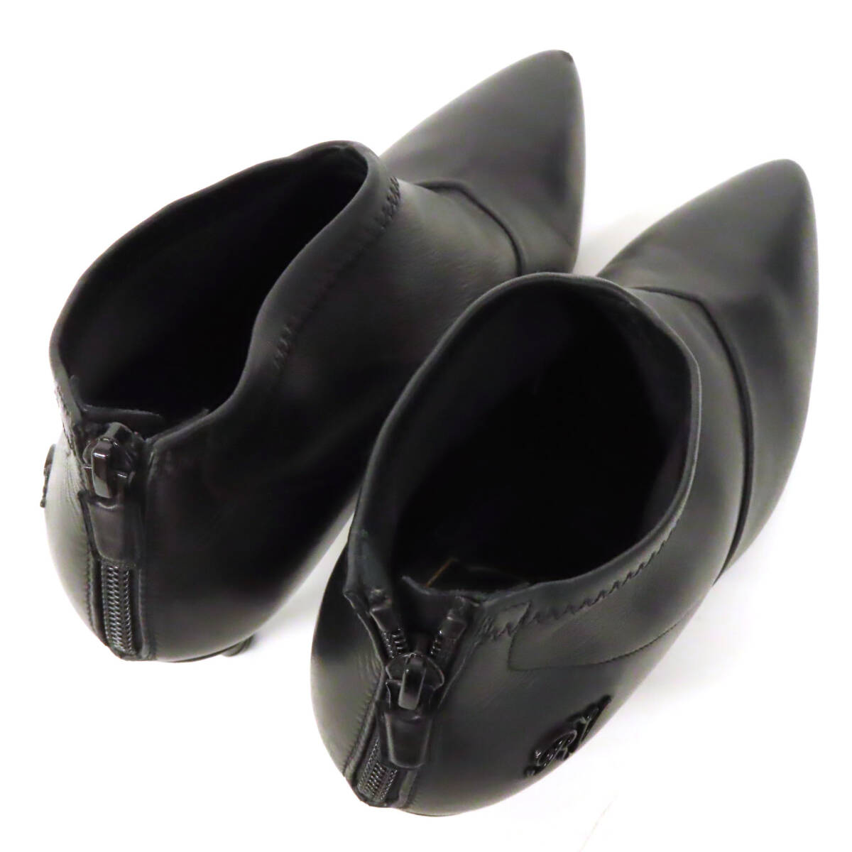 28037 Roger Vivier ロジェヴィヴィエ アンクルブーツ ブーティー ショートブーツ パンプス レザー バックジップ size36.5 黒 イタリア製_画像3