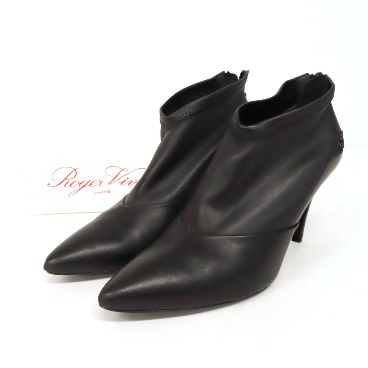 28037 Roger Vivier ロジェヴィヴィエ アンクルブーツ ブーティー ショートブーツ パンプス レザー バックジップ size36.5 黒 イタリア製_画像1