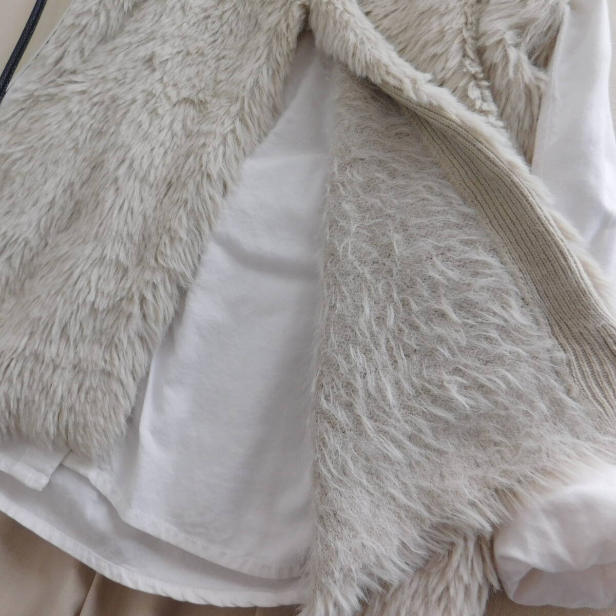 coen★コーエン★新品同様★フェザーヤーン★ニットベスト★E196_画像3