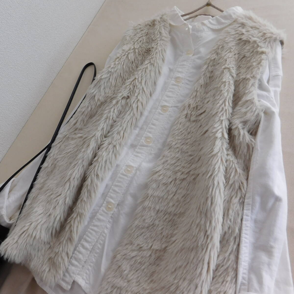 coen★コーエン★新品同様★フェザーヤーン★ニットベスト★E196_画像4