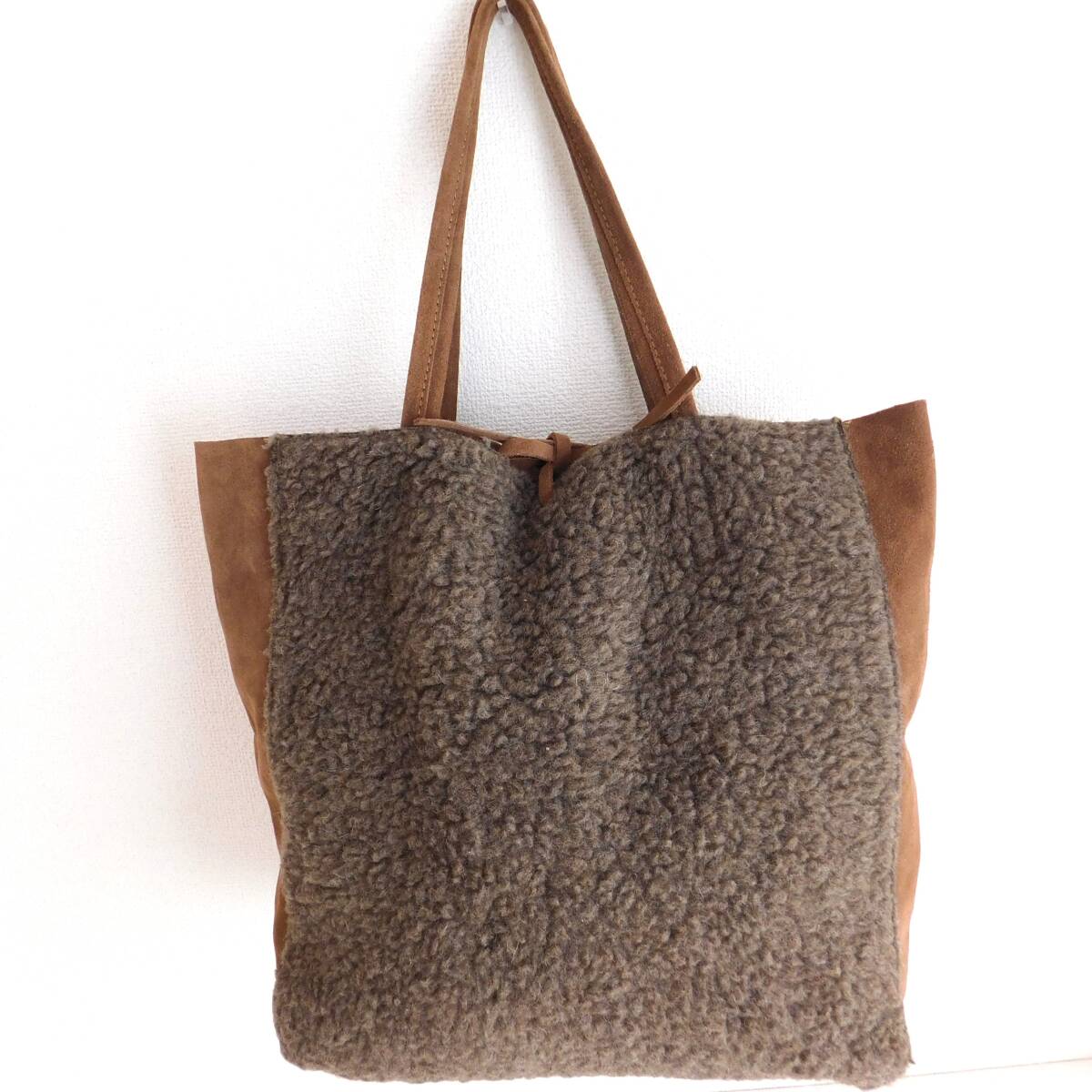 ボルサインペレ★イタリア製★牛革★ムートンボア★トートバッグ★18700★E355_画像1