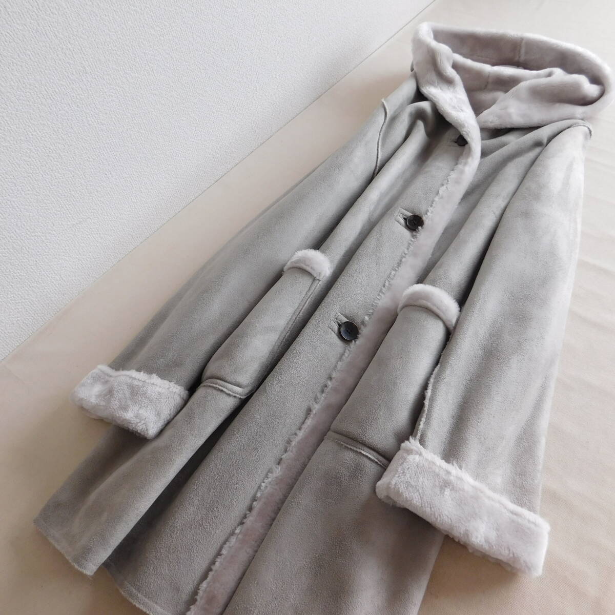 DoCLASSE★ドゥクラッセ★新品同様★フーテッド★ムートンコート★３点以上送料無料★E379_画像1