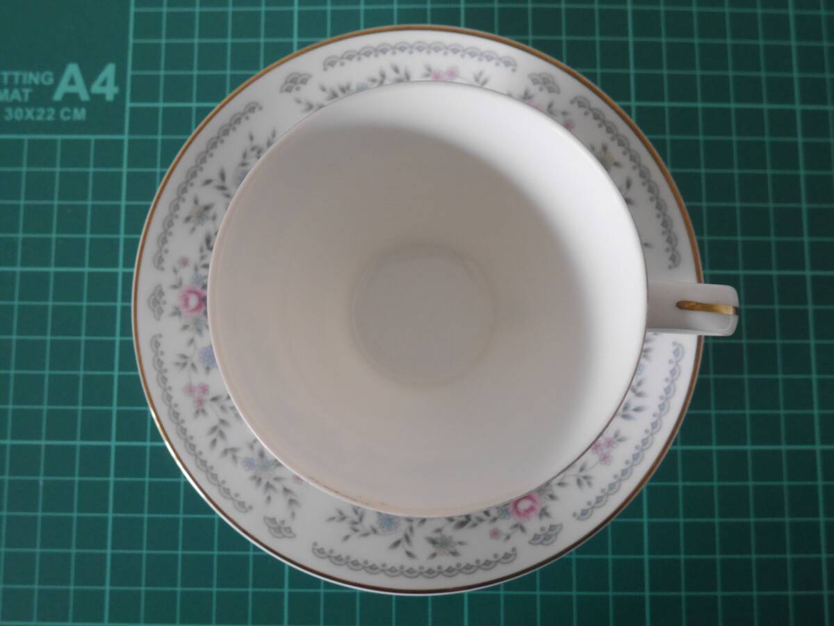 ◆中古◆Noritake ノリタケ HONEY 2820 カップ＆ソーサー 4客セット 花柄 金縁 レトロ 不揃い 日本陶器会社 洋食器◆訳あり◆n17 #96_画像9