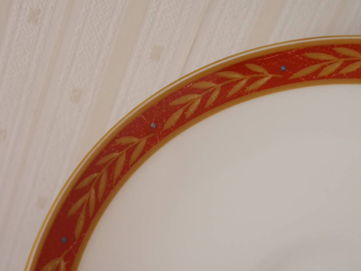 ◆中古◆WEDGWOOD ウェッジウッド オーガスタス ソーサーのみ 1枚のみ 金彩 AUGASTUS BONE CHINA イギリス製◆訳あり◆n24 *05_画像8