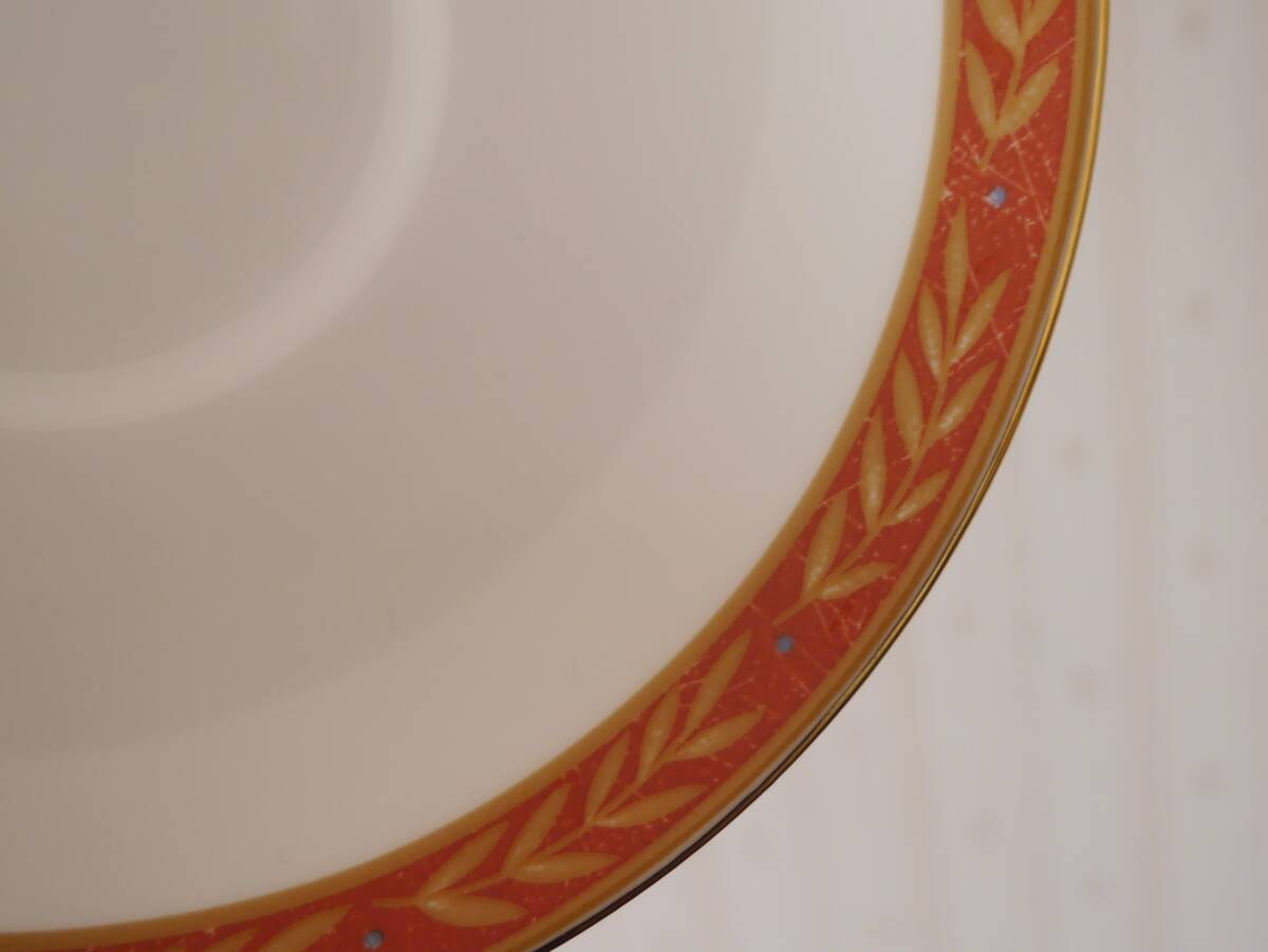 ◆中古◆WEDGWOOD ウェッジウッド オーガスタス ソーサーのみ 1枚のみ 金彩 AUGASTUS BONE CHINA イギリス製◆訳あり◆n24 *05_画像10
