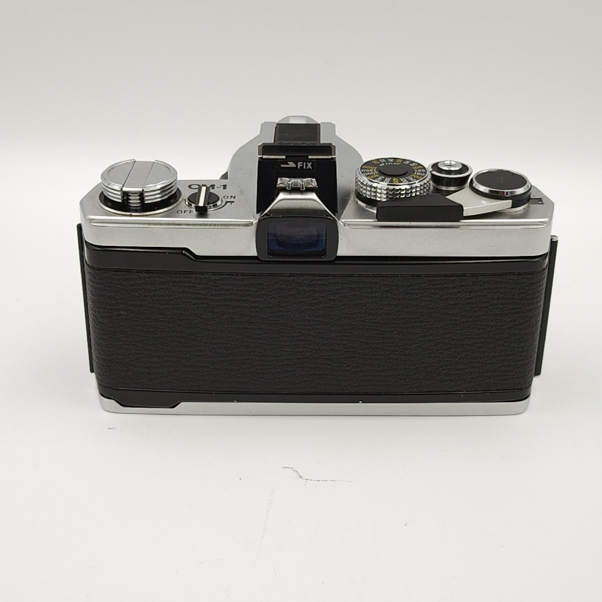 オリンパス OM-1ボディ/OM-SYSTEM ZUIKO AUTO-S 1:1.8 f=50mm レンズ付き 一眼レフ フイルムカメラ_画像2