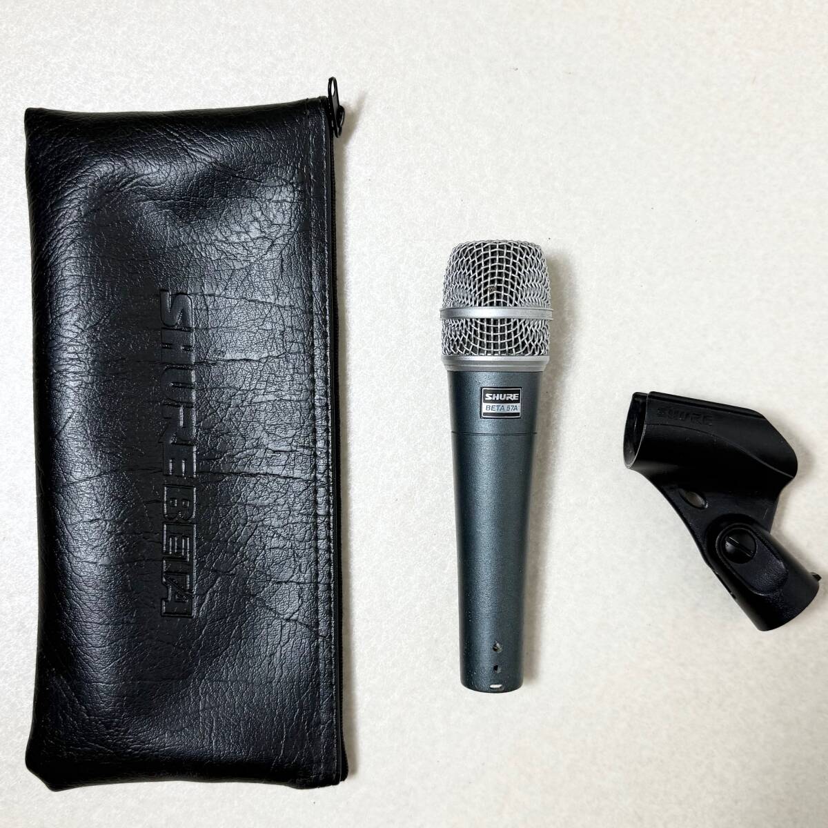 動作品 SHURE シュアー BEAT 57A ダイナミックマイク ホルダー 収納袋付 1_画像2