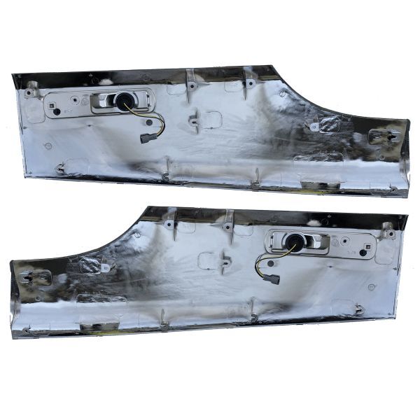 本州送料無料 いすゞ ギガ サイド ドア プロテクター ブリスター 左右セット 交換式 メッキ オレンジ サイドマーカー付き_画像3