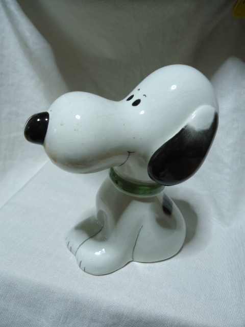 ＵＳ　1960年代製　COOP ITALY　スヌーピー　17センチ　ヴィンテージ　陶器製　貯金箱　バンク　ドール　飾り物　_画像2