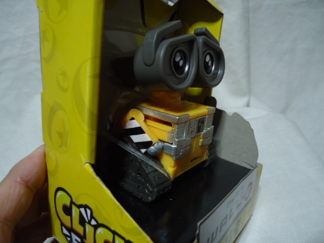 ＵＳ　2024年製　WALL・E　ウォーリー　9センチ　フィギュア　ドール　飾り物　新品　未開封物　マテル_画像3