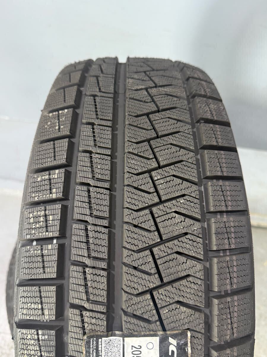 未使用品 205/55R16 PIRELLI スタッドレス 4本 冬タイヤ VW ゴルフ アウディ A3 ベンツ Aクラス Bクラス W176 W245 W246 ミニ クラブマン _画像3