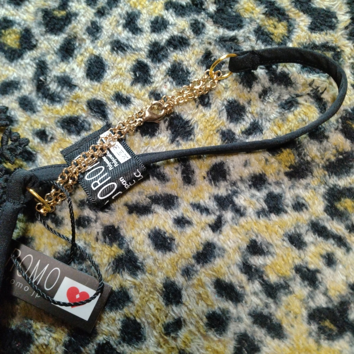 ジュエリングショーツ オープンクロッチ ブラックパイピング ゴールドチェーン Tバック 魔性の女 フリーサイズ_画像4