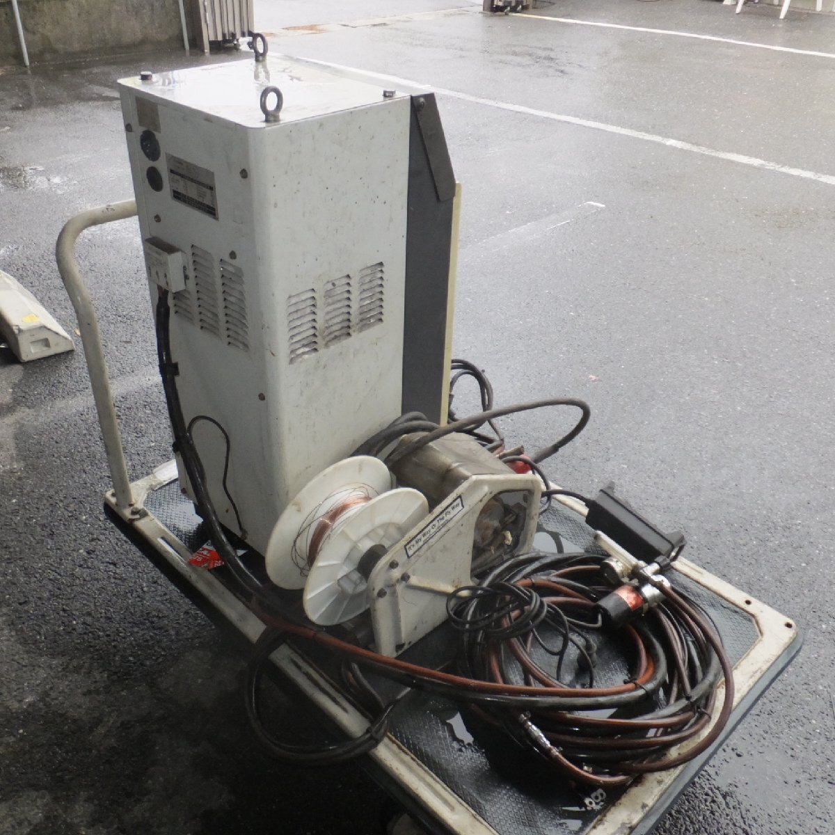 岐阜発★松下 Panasonic サイリスタ制御CO2溶接用直流電源 YD-356K-5 200V 60Hz ワイヤ送給装置 YW-351F セット★現状品_画像4