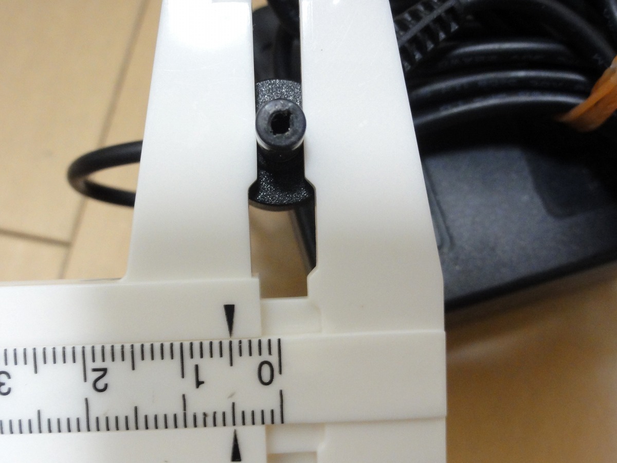 ★★CASIO カシオ 純正 キーボード 用ACアダプター AD-E95100LJ Ver.F1 DC9.5V 1A 送料無料 _画像4