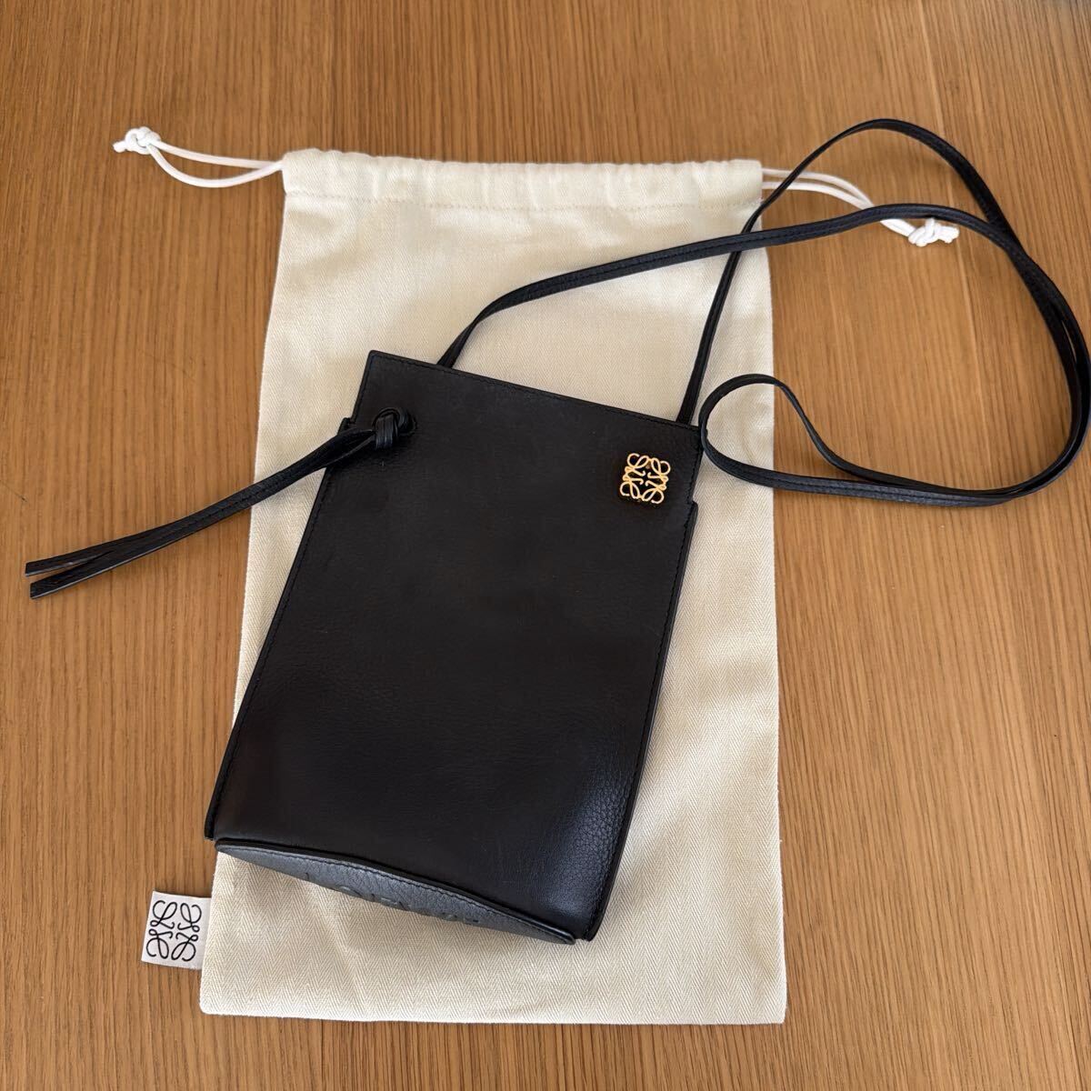 ロエベ☆LOEWE☆ダイスポケット☆ショルダーバッグ☆ショルダーポーチ ☆ブラック_画像1