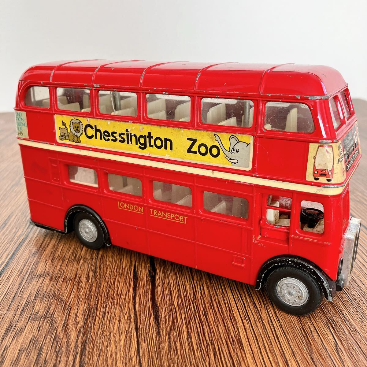 トミカダンディロンドンバス ミニカー Chessington Zoo 1/43_画像3