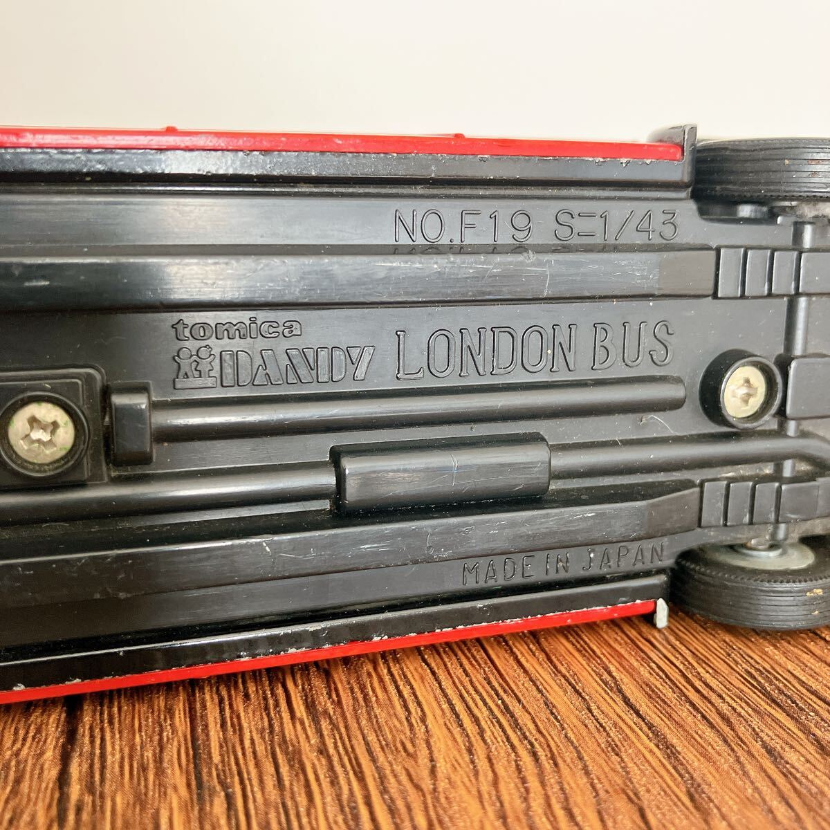 トミカダンディロンドンバス ミニカー Chessington Zoo 1/43_画像7