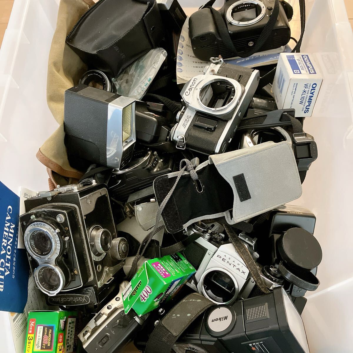 約16kg フィルムカメラ　ボディ　レンズ　カメラパーツ大量　まとめ売り　コンパクトカメラ　在庫処分　ジャンク　Canon AE-1_画像1