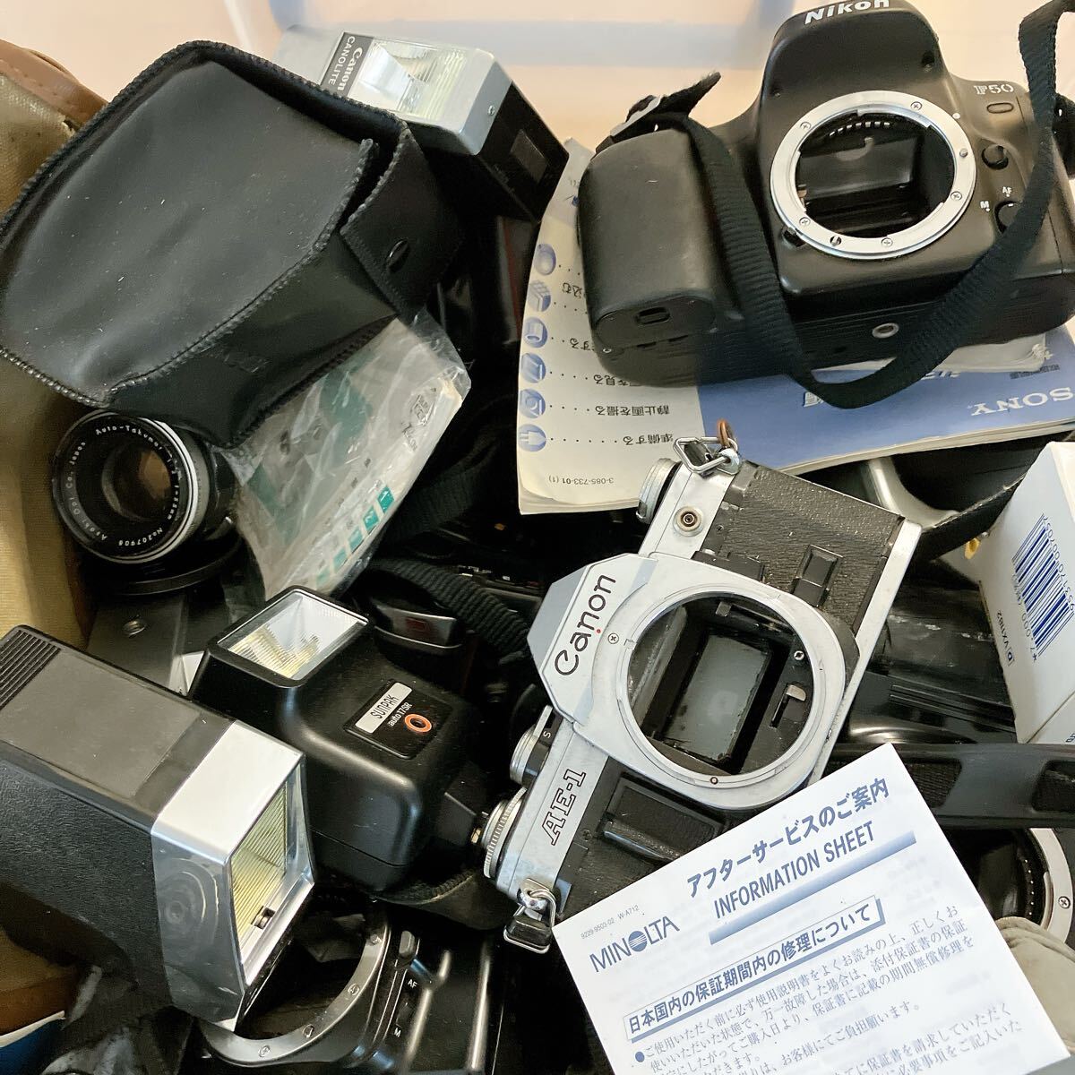 約16kg フィルムカメラ　ボディ　レンズ　カメラパーツ大量　まとめ売り　コンパクトカメラ　在庫処分　ジャンク　Canon AE-1_画像2