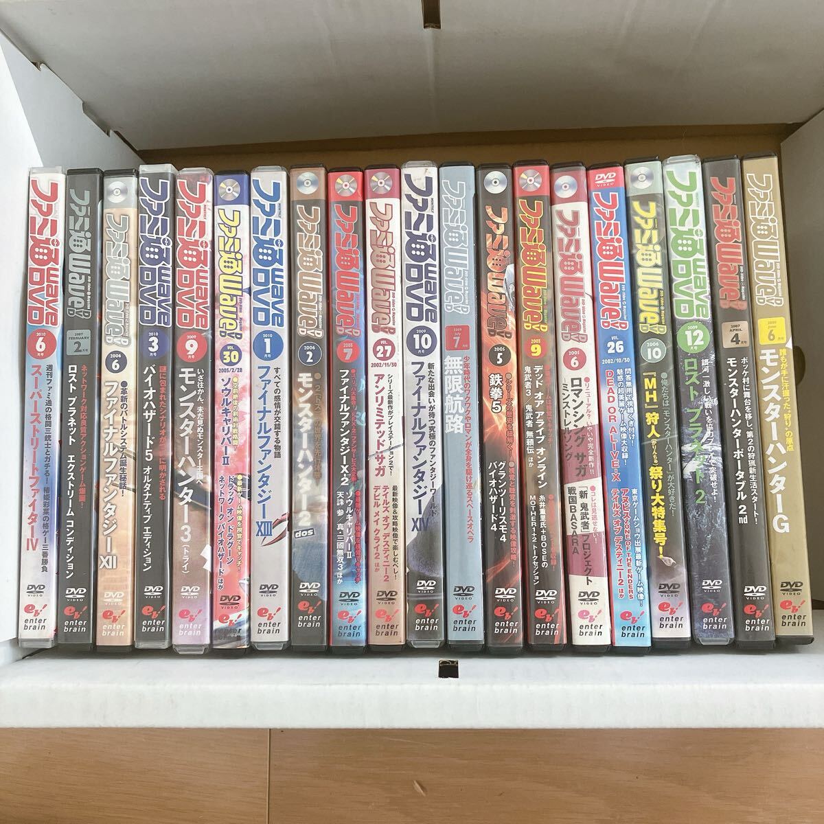 ファミ通WAVE DVD 2002 2006 2010年　ファミ通バラ 付録DVD 20点 ハガキ付　有　まとめて 現状品 _画像1