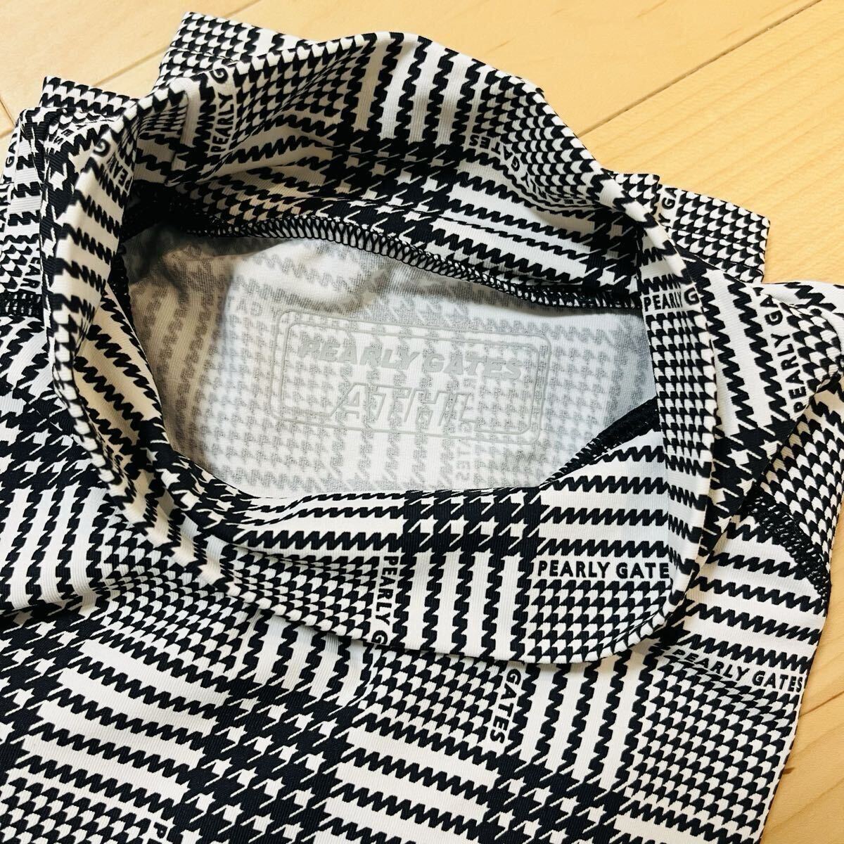 ★極美品 パーリーゲイツ 千鳥 グレンチェック柄 長袖ハイネックシャツ モックネックインナー メンズ ★送料無料 正規品_画像4