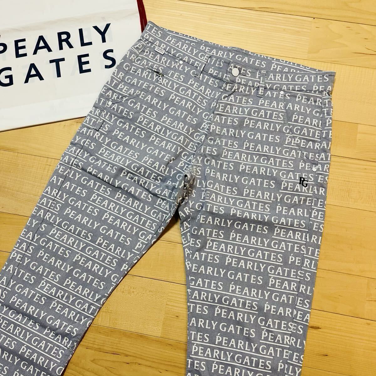 ★極美品 パーリーゲイツ ロゴ総柄 ストレッチパンツ メンズ ★送料無料 正規品_画像2