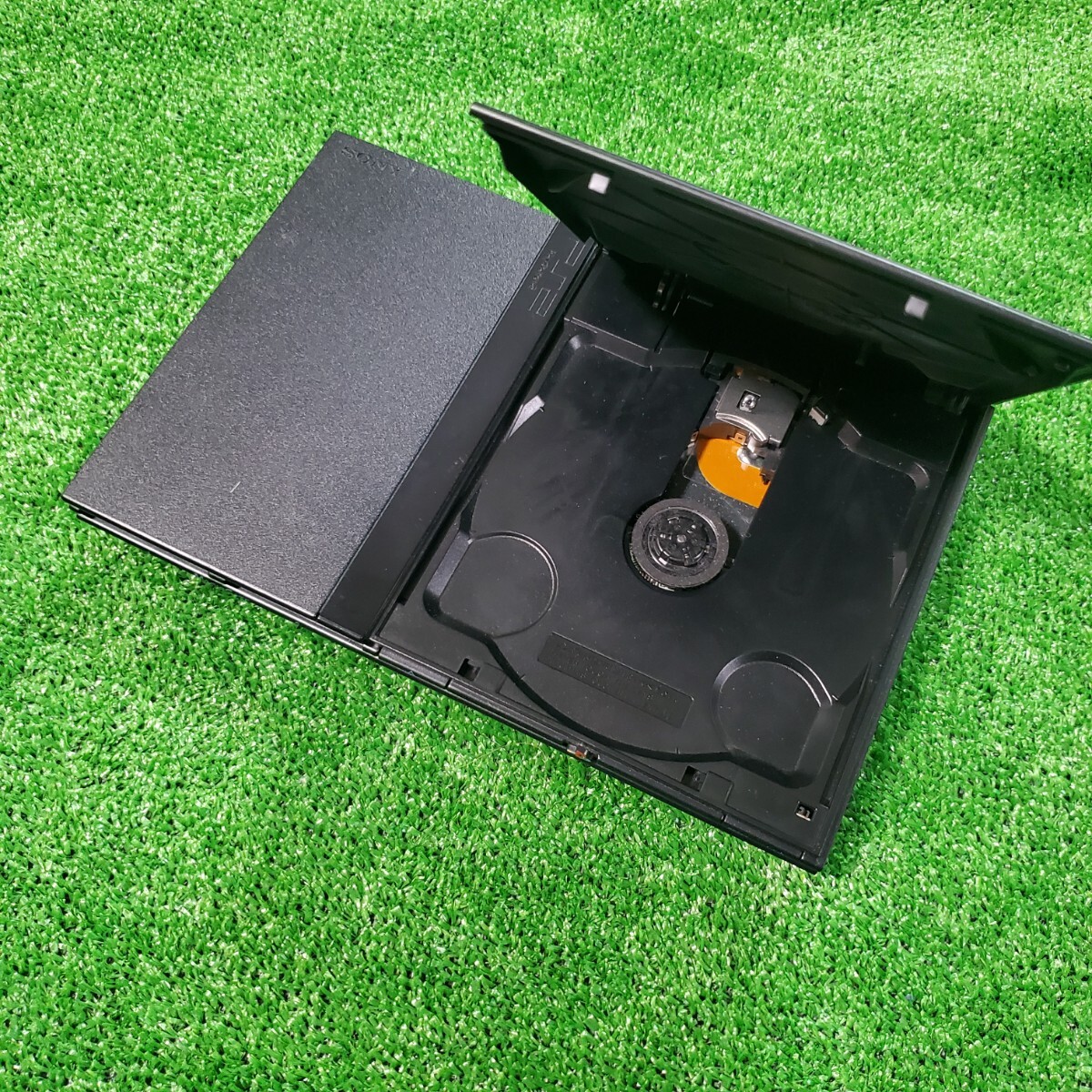 SONY ソニー PS2 本体 SCPH-70000 ブラック 動作確認済み 人気モデル プレステ2 PlayStation2 薄型 オススメ ゲーム機器_画像3