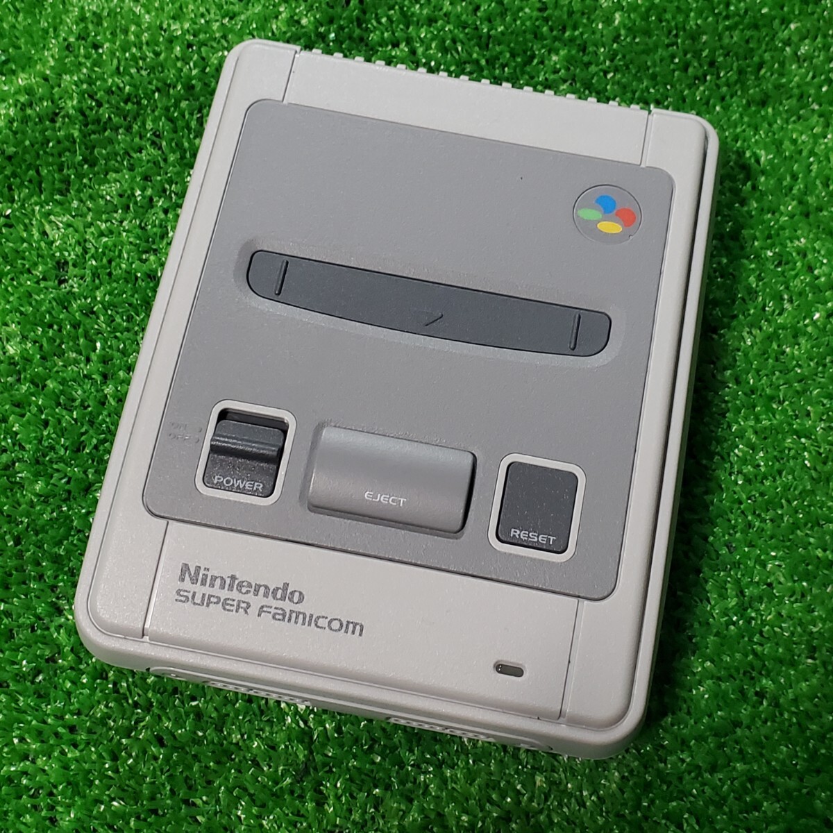 ニンテンドークラシックミニ スーパーファミコン 本体 動作確認済み CLV-301 希少品 コントローラー 2個 コントローラ ニンテンドー_画像2