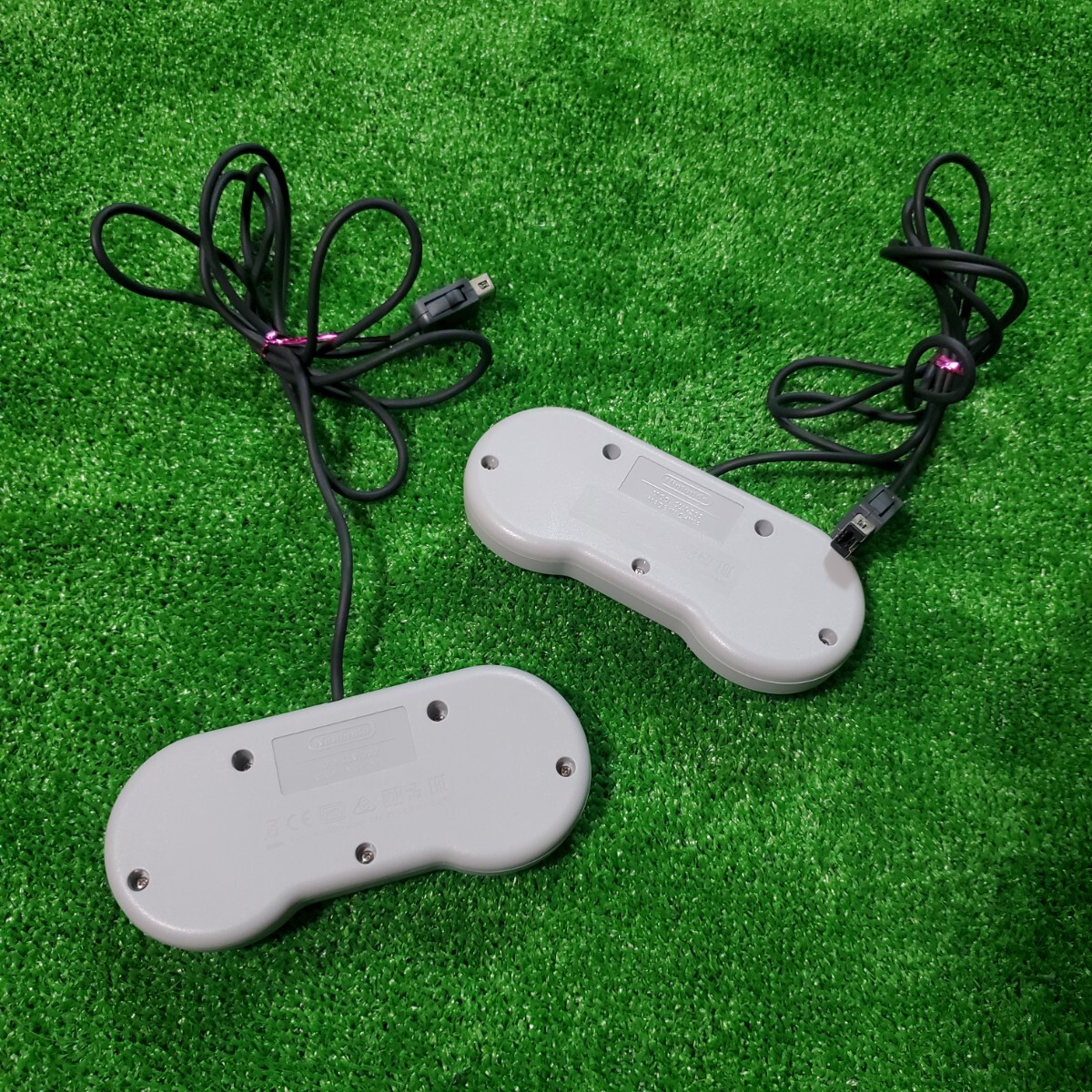 ニンテンドークラシックミニ スーパーファミコン 本体 動作確認済み CLV-301 希少品 コントローラー 2個 コントローラ ニンテンドー_画像8