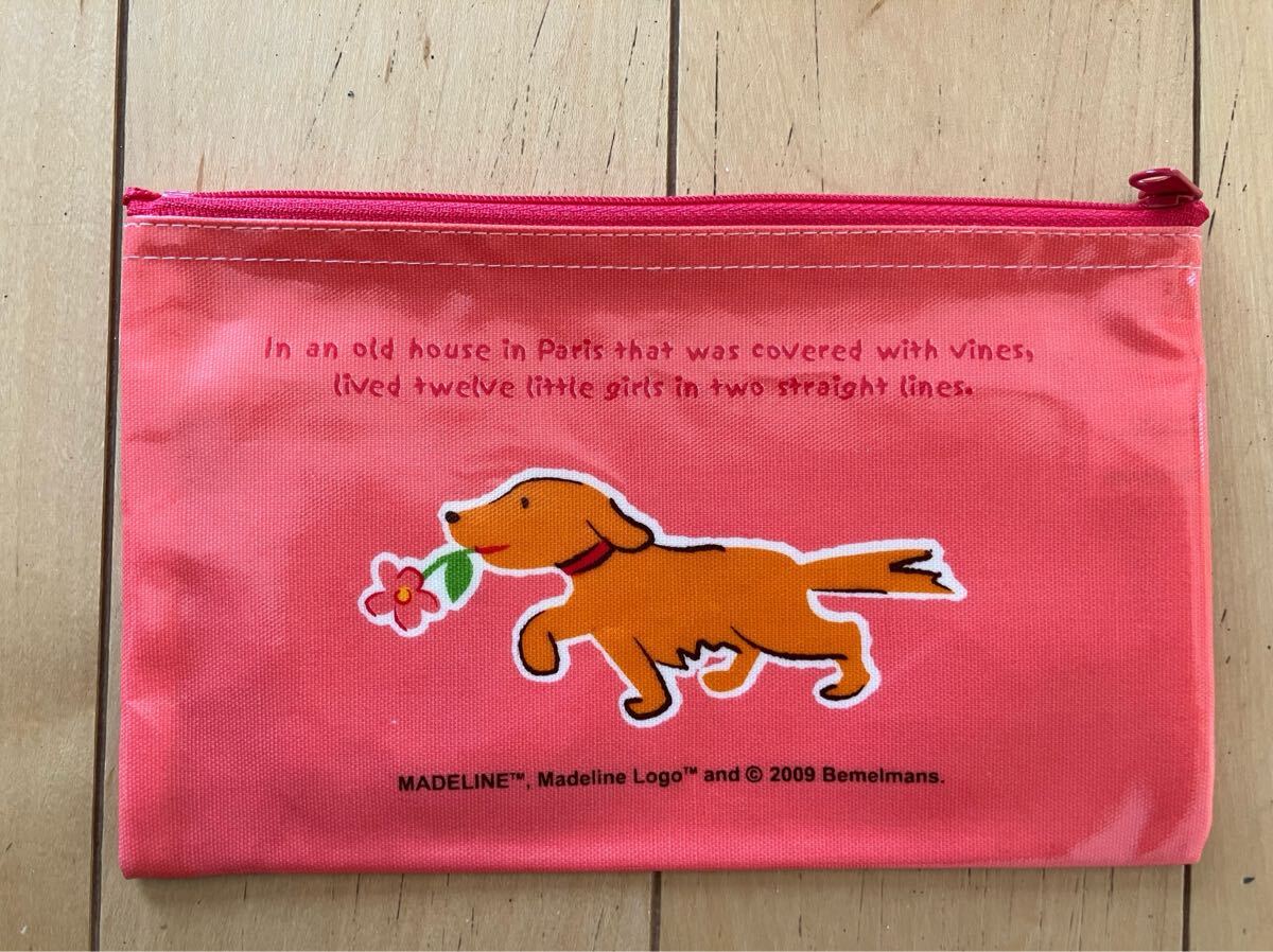 ファミリア マドレーヌちゃん ナイロンポーチ_画像2