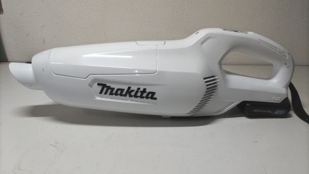 ジャンク/マキタ 充電式クリーナー CL107FD 動作未確認_画像3