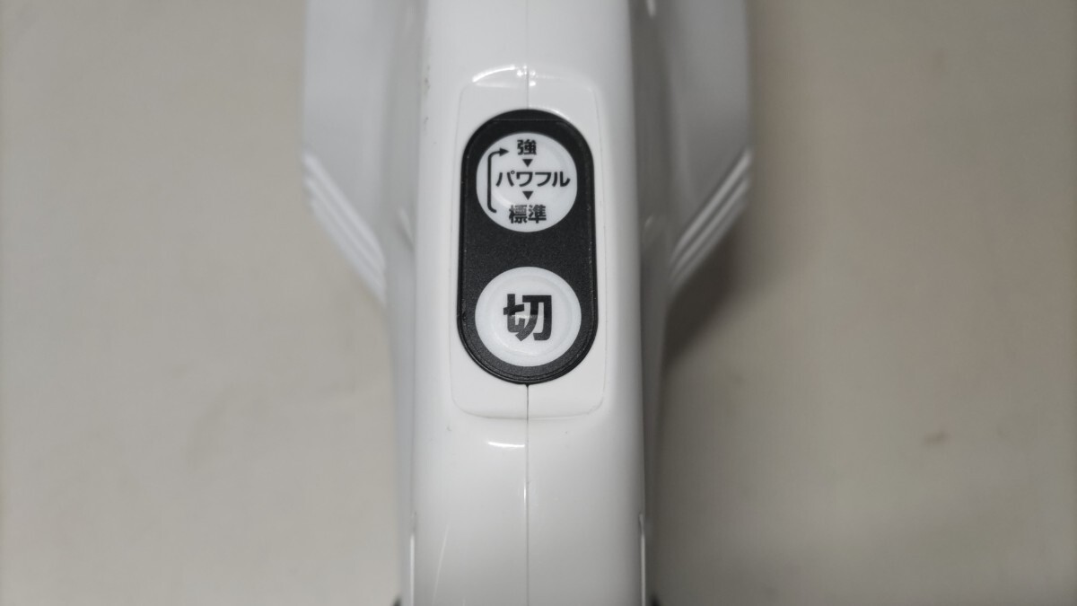 ジャンク/マキタ 充電式クリーナー CL107FD 動作未確認_画像4