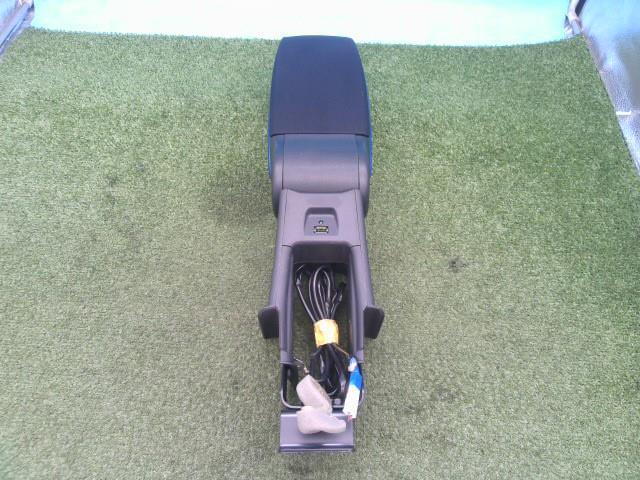 ノート DAA-HE12 アームレスト E-POWER ニスモ KH3_画像4