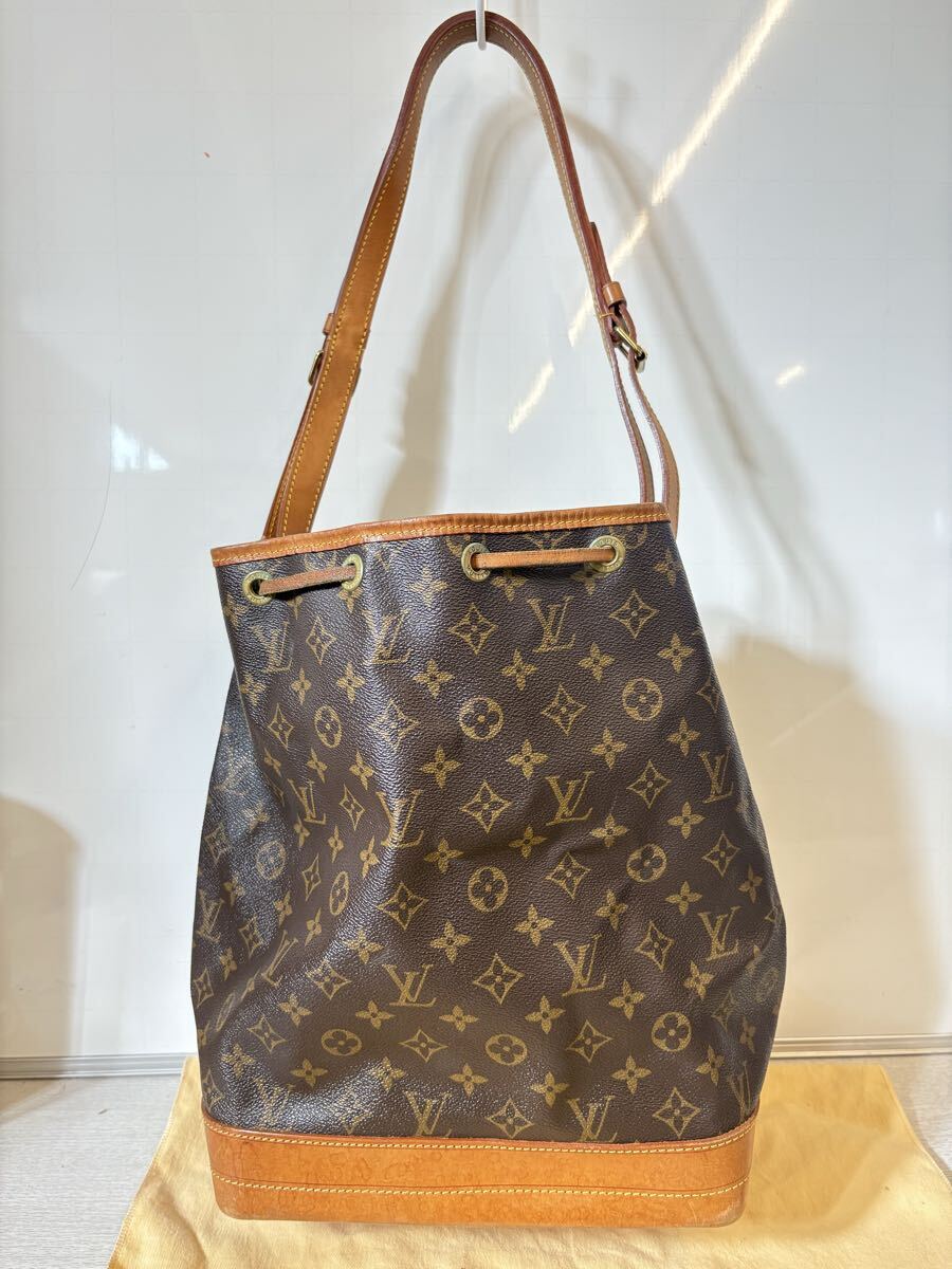 .709-034 LOUIS VUITTON монограмма noe сумка на плечо мешочек type Brown Louis Vuitton 