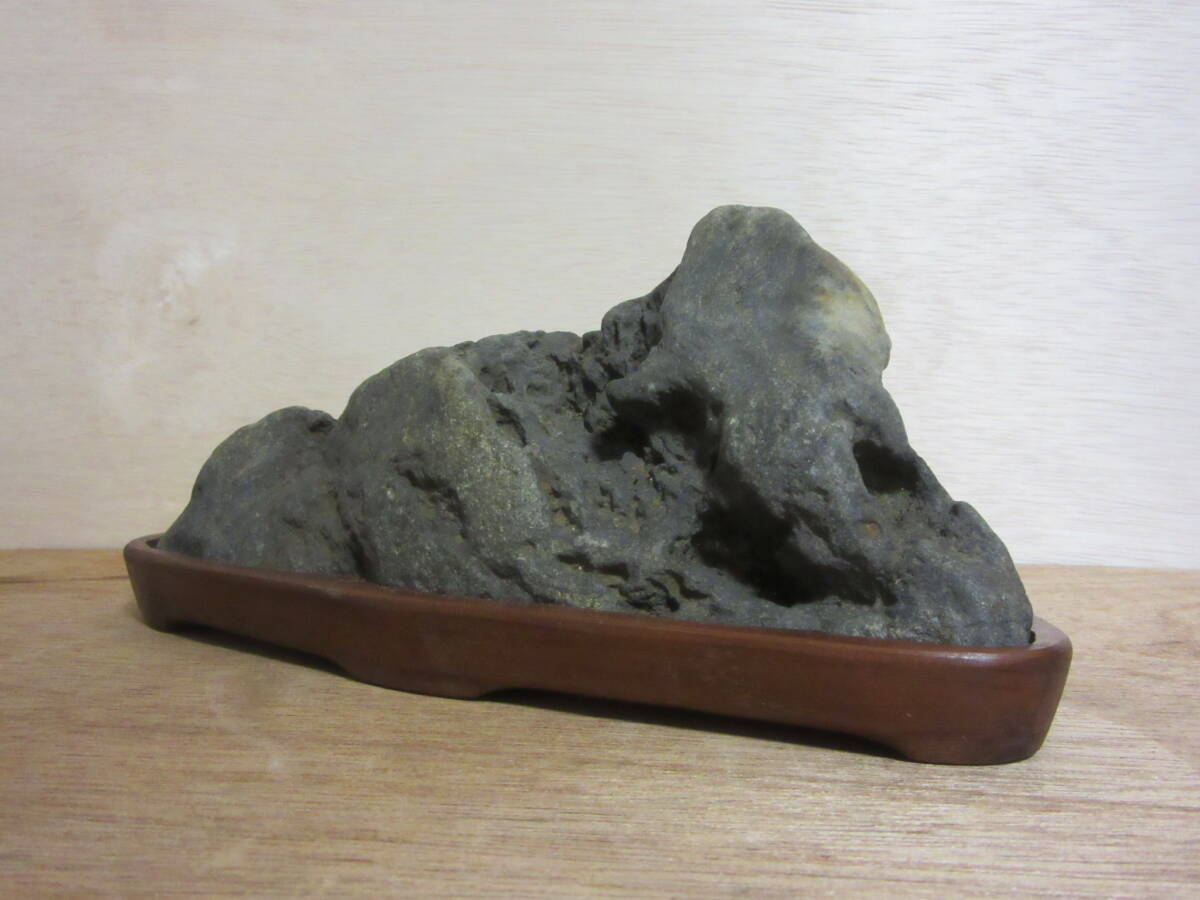 Ｚ１　姫川石　水盤飾り　鑑賞石　水石　台座付き_画像2