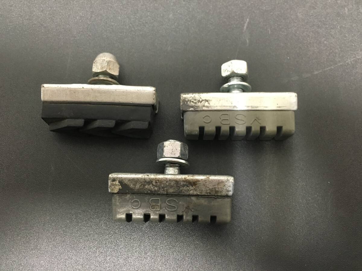 ♪YSB 吉川 ブレーキシュー11個セット 当時物 レトロ 未使用保管品/中古混ざり 自転車 サイクリング パーツ (NF251104) 218-1398_画像4