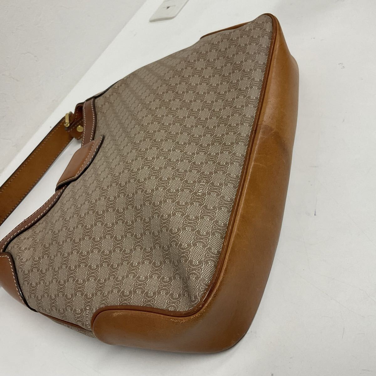 営NI356ー80◆ CELINE セリーヌ M06 マカダム ブラウン レザー 肩掛け ショルダーバッグ_画像4